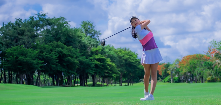 Áo Golf Thiết: Elevate Your Golf Style